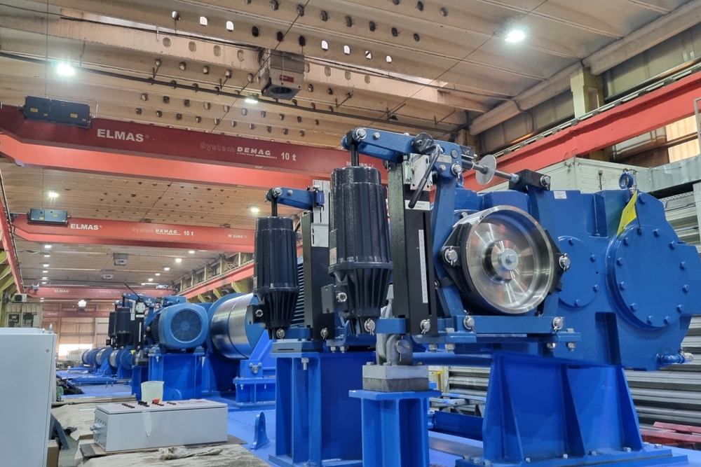 Macarale industriale Elmas