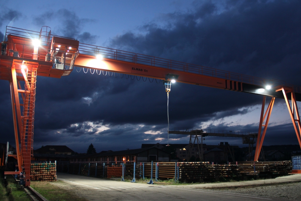   Elmas portal cranes